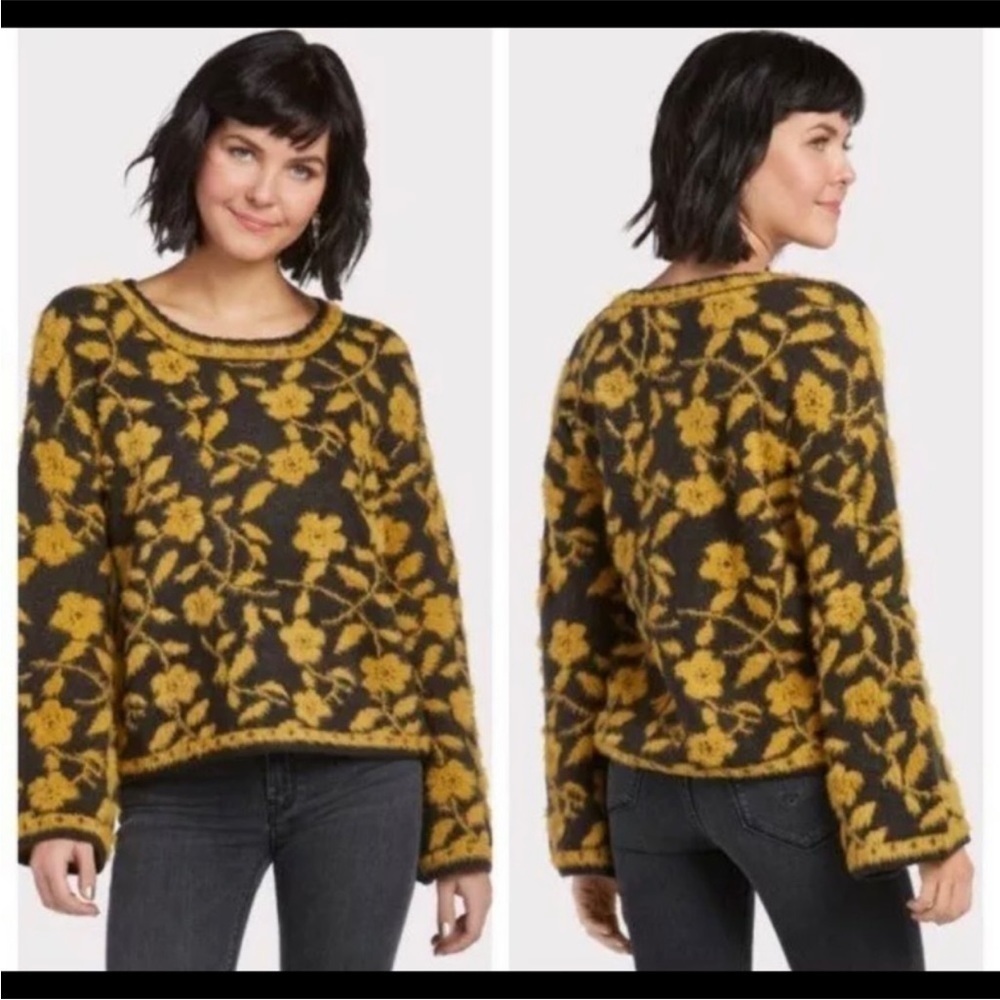 Willow & Clay Anthropologie Saffron Delilah Floral Sweater